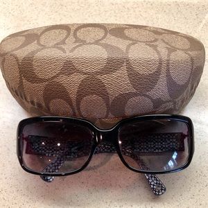 Coach Delphine sunglasses